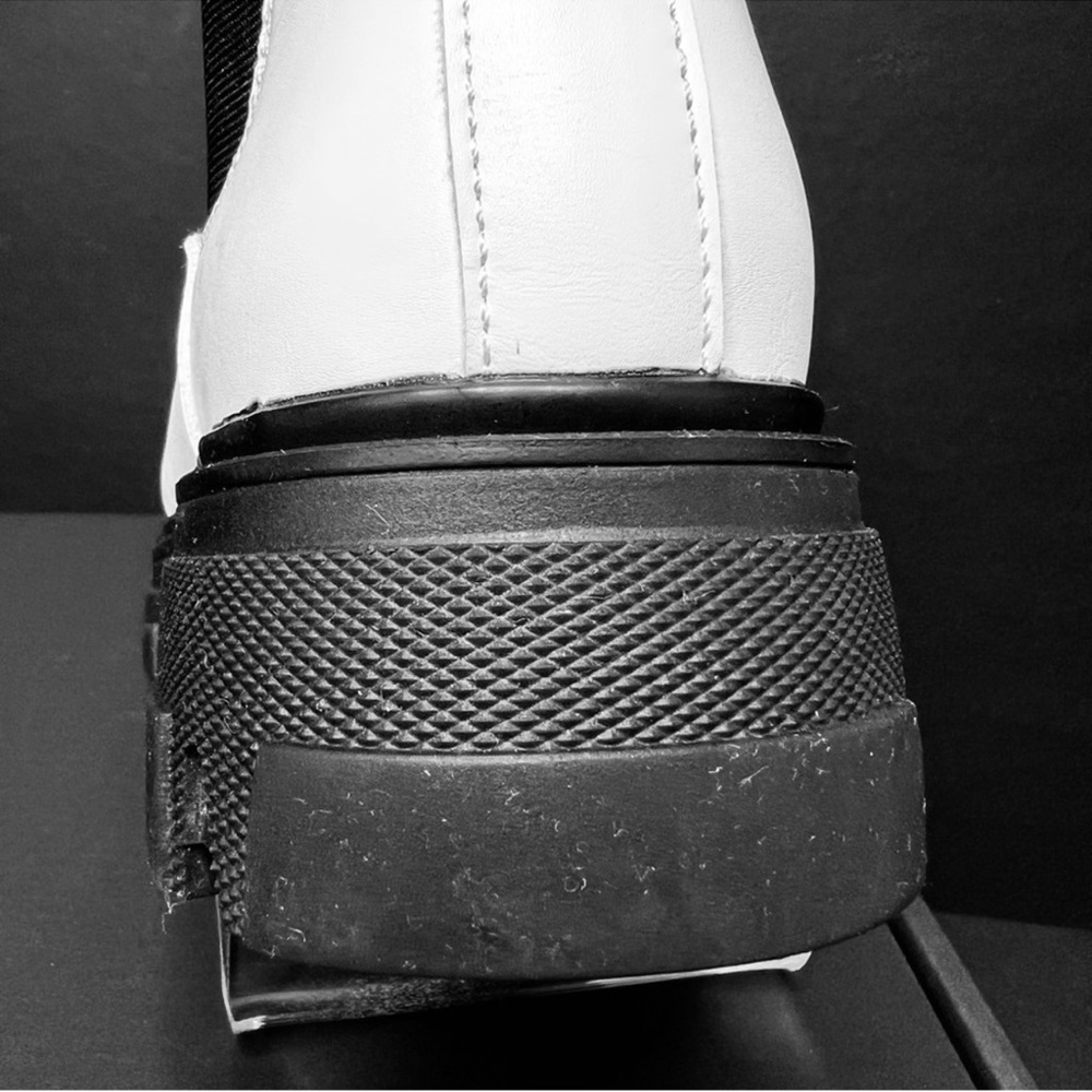 Cushionaire Clover Pull On Chunky Platform Combat Boots - Picture 5 of 10